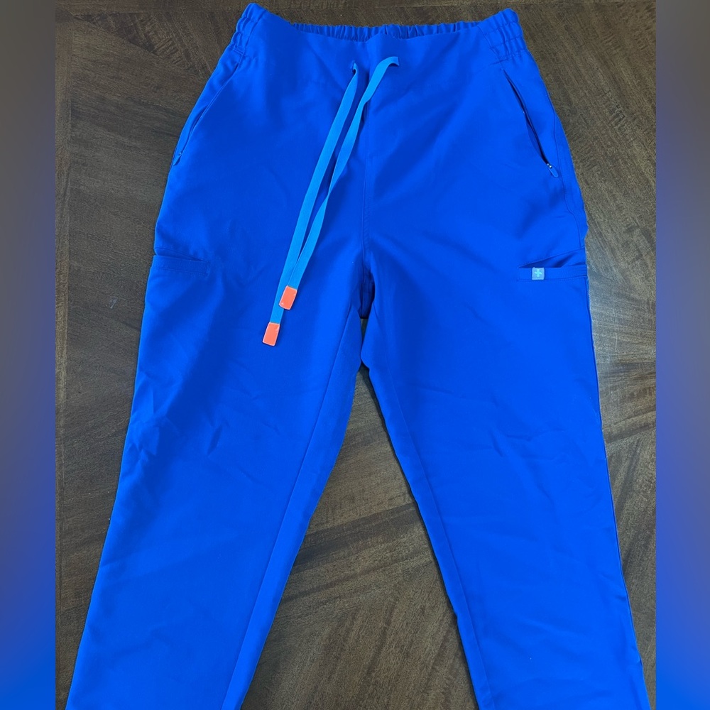 Figs Women’s Winning Blue Evans - Skinny Scrub Pants - Small / Winning Blue